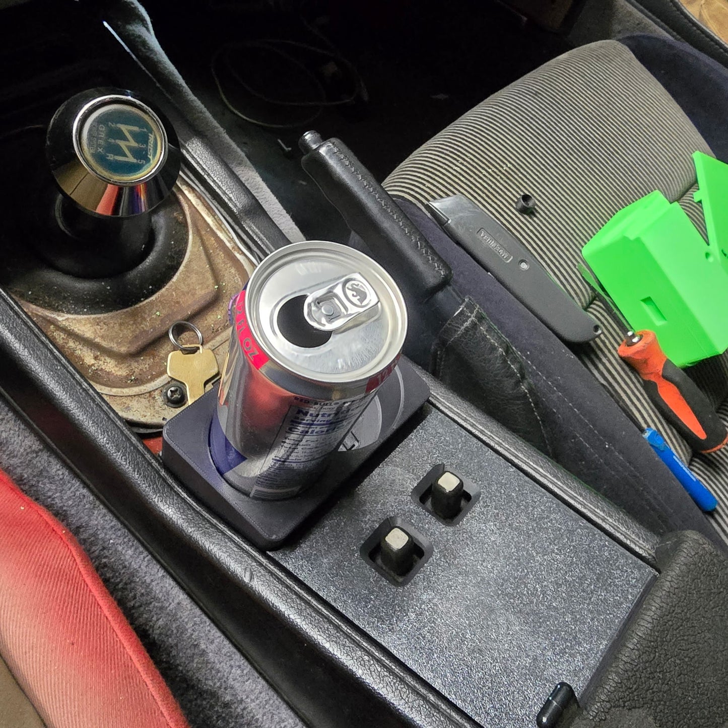 Z31 Center Console with Cup Holders